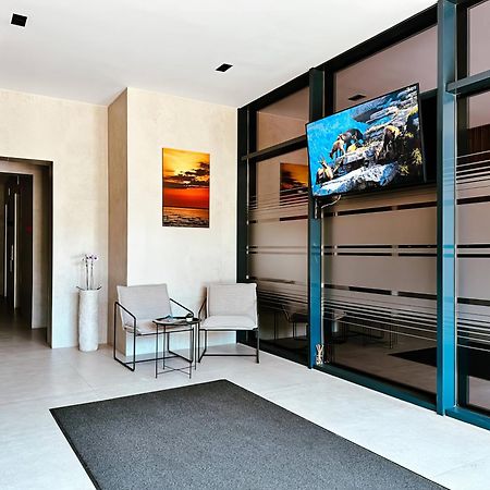 Center Pearl 2Br Wifi Easy-Check-In Leilighet Klaipėda Eksteriør bilde